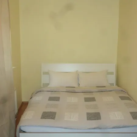 Hostel Guesthouse In Vilnius Old Town Vilnius